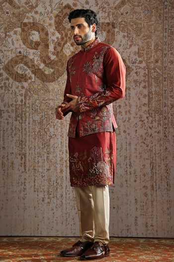 Buy_Asuka_Red Tussar Embroidery, Zari Bundi Kurta Set _Online_at_Aza_Fashions