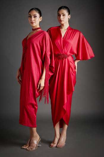 Jyoti Sachdev Iyer_Red Satin, Lycra V-neck Draped Embellished Dress _at_Aza_Fashions