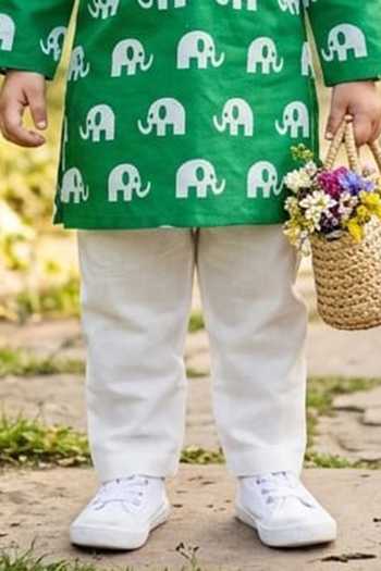 Pankhuri By Priyanka_Green Cotton Elephant Print Kurta Set _Online_at_Aza_Fashions