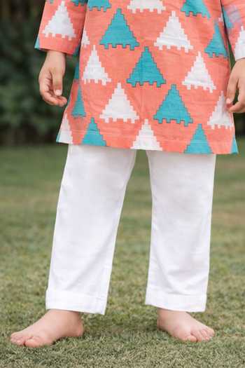 Pankhuri By Priyanka_Peach Cotton Triangle Print Kurta Set _Online_at_Aza_Fashions
