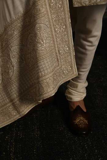 Punit Arora_Cream Silk, Satin Oyster Raw Embroidered Sherwani Set _Online_at_Aza_Fashions