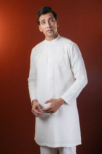 Buy_Madhav Agasti_Ivory Linen Hand Embroidered Kurta Set _Online_at_Aza_Fashions