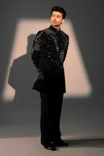 ROHIT DOSHI Black Velvet Disorder Embroidered Kurta Online at Aza Fashions ROHIT DOSHI_Black Velvet Disorder Embroidered Kurta _Online_at_Aza_Fashions