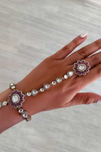 PRERTO Riya Ruby Floral Kundan Luxe Hand Harness 