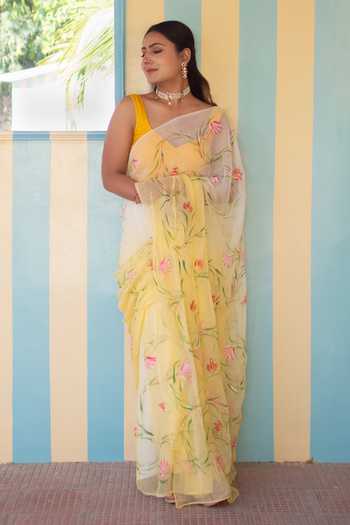 Buy_Geroo Jaipur_Yellow Chiffon, Jacquard Floral Pattern Saree With Unstitched Blouse Fabric 