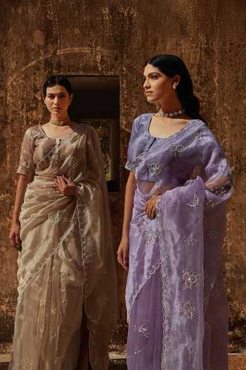 Shop_Geroo Jaipur_Purple Tissue Sequins Round Neck Scallop Embroidered Pre-draped Saree Set 