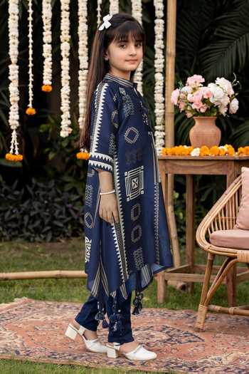 Buy_Petite Pomme_Blue Silk Geometric Print Kurta And Pant Set _Online_at_Aza_Fashions