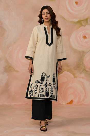 Kahani Lush_Cream Linen Split V-neck Hand Embroidered Kurta And Palazzo Set _Online_at_Aza_Fashions