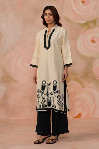 Buy_Kahani Lush_Cream Linen Split V-neck Hand Embroidered Kurta And Palazzo Set _Online_at_Aza_Fashions