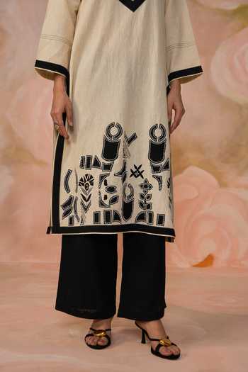 Kahani Lush_Cream Linen Split V-neck Hand Embroidered Kurta And Palazzo Set _at_Aza_Fashions