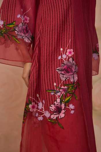 Shop_Kahani Lush_Pink Cotton Round Neck Hand Embroidered Textured Kurta And Pant Set _Online_at_Aza_Fashions