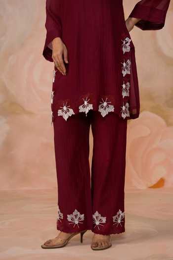 Buy_Kahani Lush_Wine Chanderi V-neck, Yes Hand Embroidered Kurta And Pant Set _Online_at_Aza_Fashions