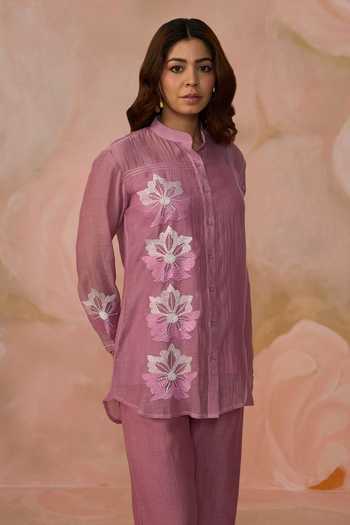 Kahani Lush_Pink Chanderi Mandarin Collar, Yes Hand Embroidered Kurta Set _at_Aza_Fashions