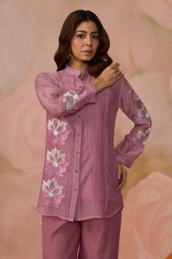 Buy_Kahani Lush_Pink Chanderi Mandarin Collar, Yes Hand Embroidered Kurta Set 