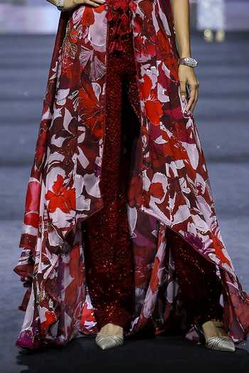 Buy_Ritika Mirchandani_Red Organza, Georgette, Crepe V-neck Laurel Printed Kurta Set _Online_at_Aza_Fashions