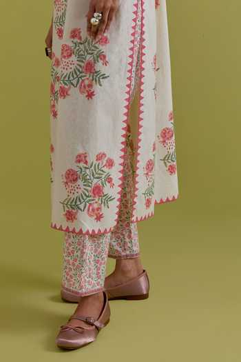 Upavita Off White Cotton, Chanderi Round Neck, Yes Floral Print Kurta Set at Aza Fashions Upavita_Off White Cotton, Chanderi Round Neck, Yes Floral Print Kurta Set _at_Aza_Fashions