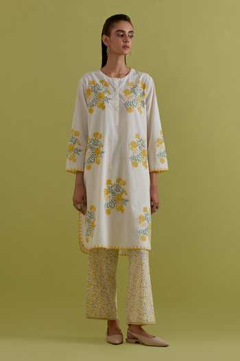 Buy Upavita Off White Cotton, Chanderi Round Neck Hand Block Print Kurta Set Online at Aza Fashions Buy_Upavita_Off White Cotton, Chanderi Round Neck Hand Block Print Kurta Set _Online_at_Aza_Fashions