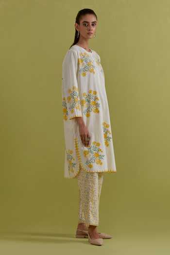 Shop Upavita Off White Cotton, Chanderi Round Neck Hand Block Print Kurta Set Online at Aza Fashions Shop_Upavita_Off White Cotton, Chanderi Round Neck Hand Block Print Kurta Set _Online_at_Aza_Fashions