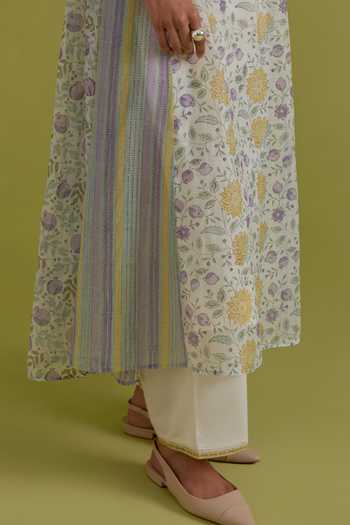 Upavita_Off White Cotton, Chanderi Round Neck, Yes Floral Block Print Kurta Set _Online_at_Aza_Fashions