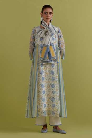 Upavita Floral Print Kurta Set 