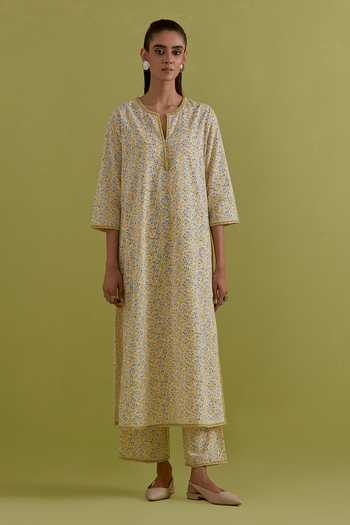 Upavita_Green Cotton, Chanderi Round Neck Floral Hand Block Print Kurta Set _at_Aza_Fashions