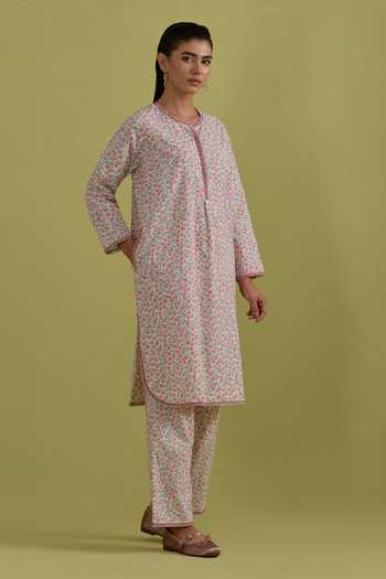 Upavita_Pink Cotton, Chanderi Round Neck Floral Print Kurta Set _Online_at_Aza_Fashions