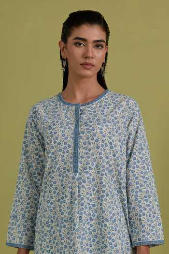 Buy_Upavita_Blue Cotton, Chanderi Round Neck Floral Print Kurta Set 