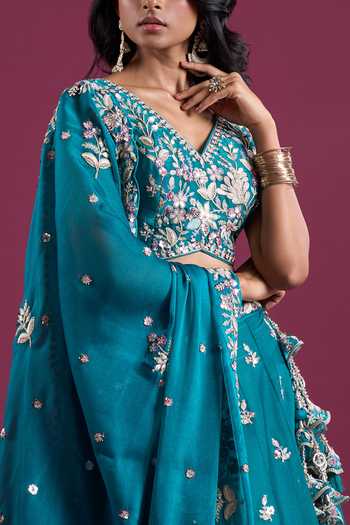 Buy Samyukta Singhania Green Tissue V-neck Sequins Embroidered Lehenga Set Online at Aza Fashions Buy_Samyukta Singhania_Green Tissue V-neck Sequins Embroidered Lehenga Set _Online_at_Aza_Fashions