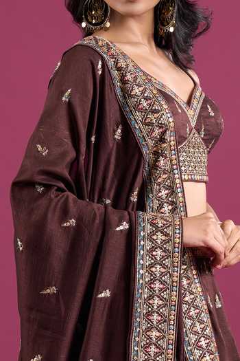Buy_Samyukta Singhania_Brown Silk Sweetheart Neck Sequins Embroidered Chinnon Lehenga Set _Online_at_Aza_Fashions