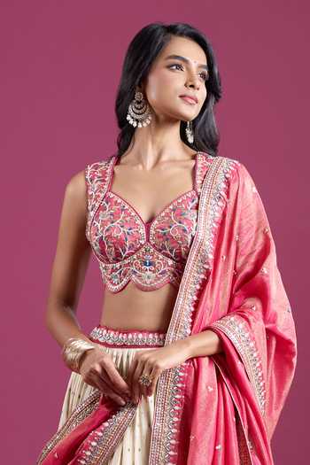Buy_Samyukta Singhania_Cream Jacquard, Tissue Sweetheart Neck Sequins Embroidered Lehenga Set _Online_at_Aza_Fashions