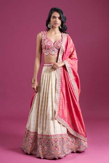Samyukta Singhania_Cream Jacquard, Tissue Sweetheart Neck Sequins Embroidered Lehenga Set _at_Aza_Fashions