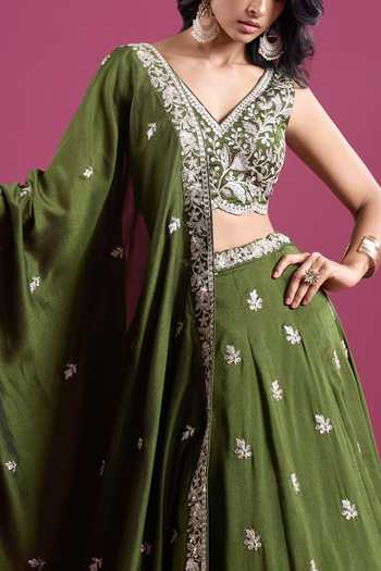 Buy_Samyukta Singhania_Green Tissue V-neck Sequinned And Zari Embroidered Lehenga Set _Online_at_Aza_Fashions