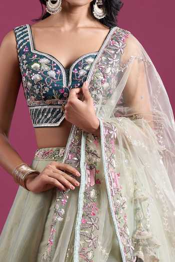 Buy_Samyukta Singhania_Green Net Sweetheart Neck Sequinned And Zari Embroidered Lehenga Set _Online_at_Aza_Fashions