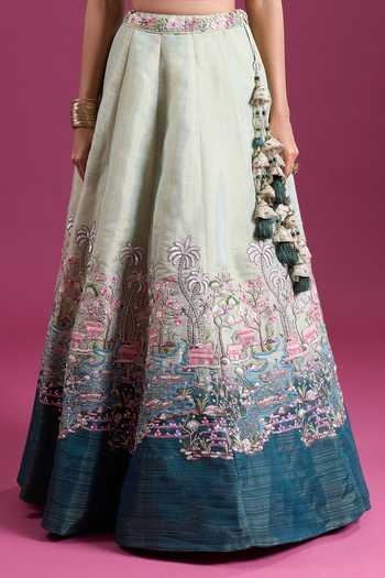 Samyukta Singhania_Green Net Sweetheart Neck Sequinned And Zari Embroidered Lehenga Set _at_Aza_Fashions