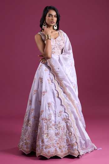 Samyukta Singhania_Purple Tissue Sweetheart Neck Sequinned And Zari Embroidered Lehenga Set _Online_at_Aza_Fashions