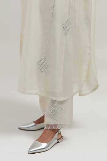 Buy_Kora_Off White Silk, Chanderi, Cotton Mandarin Collar Kaftan Set _Online_at_Aza_Fashions