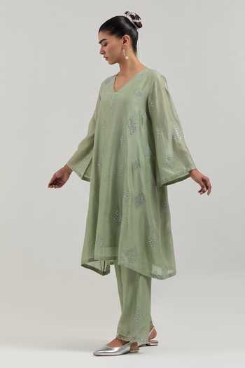 Buy_Kora_Green Silk, Chanderi, Cotton V-neck, Yes Kurta Set _Online_at_Aza_Fashions
