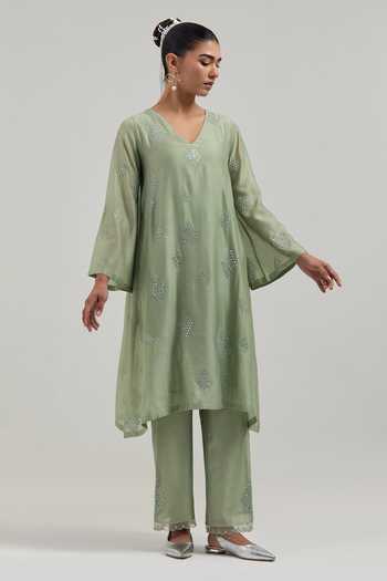 Shop_Kora_Green Silk, Chanderi, Cotton V-neck, Yes Kurta Set _Online_at_Aza_Fashions
