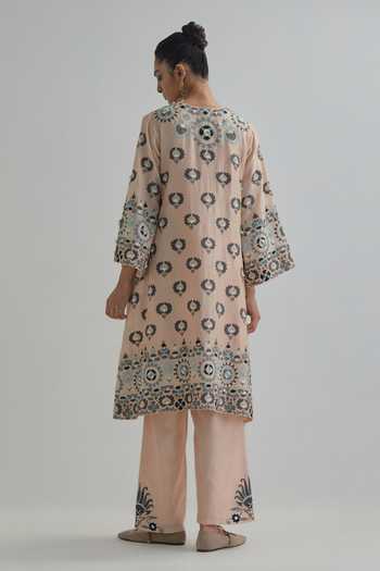Kora Floral Motif Kurta Set 