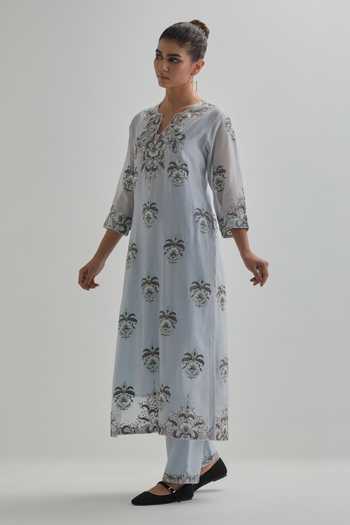 Shop_Kora_Blue Silk, Chanderi, Cotton, Organza Split V-neck Floral Butti Pattern Kurta Set _Online_at_Aza_Fashions