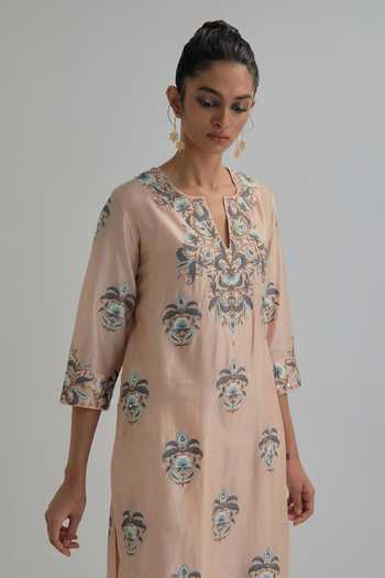 Buy_Kora_Pink , Chanderi, Cotton, Organza Round Neck, Yes Embroidered Kurta Set 