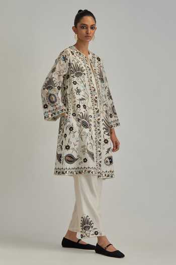 Kora_Off White Silk, Chanderi Round Neck Floral Pattern Jacket Pant Set _at_Aza_Fashions