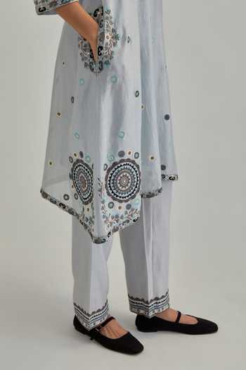 Buy_Kora_Blue Silk, Chanderi, Cotton, Organza V-neck, Yes Embroidered Kurta Set 