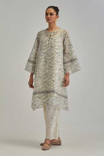 Kora_Off White Silk, Chanderi, Cotton Round Neck, Yes Kurta Set _Online_at_Aza_Fashions