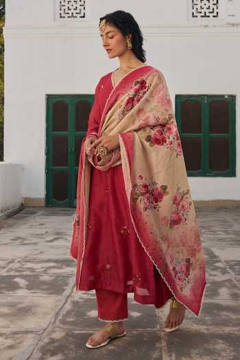 Karaj Jaipur Red Cotton, Chanderi V-neck Embroidered Kurta Set Online at Aza Fashions Karaj Jaipur_Red Cotton, Chanderi V-neck Embroidered Kurta Set _Online_at_Aza_Fashions