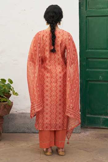 Karaj Jaipur Geometric Print Kurta Set 