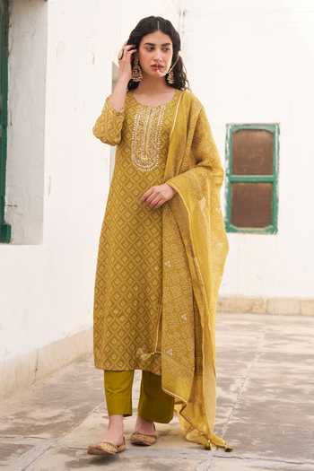 Karaj Jaipur_Mustard Chanderi, Cotton Round Neck Printed Kurta Set _Online_at_Aza_Fashions