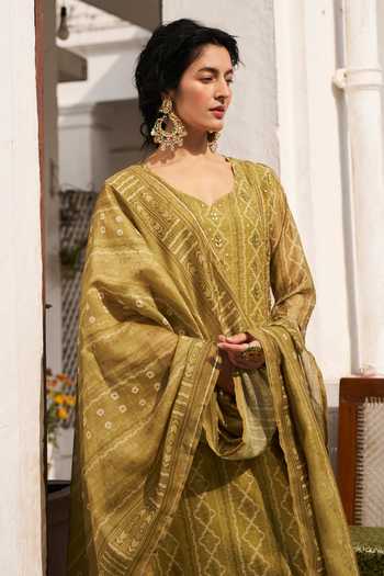 Shop_Karaj Jaipur_Olive Green Chanderi, Cotton V-neck, Yes Geometric Print Kurta Set _Online_at_Aza_Fashions