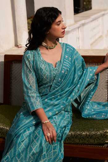 Buy_Karaj Jaipur_Blue Chanderi, Cotton V-neck Firozi Printed Kurta Set 