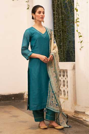 Buy Karaj Jaipur Teal Chanderi, Cotton V-neck Printed Dupatta And Kurta Set Online at Aza Fashions Buy_Karaj Jaipur_Teal Chanderi, Cotton V-neck Printed Dupatta And Kurta Set _Online_at_Aza_Fashions